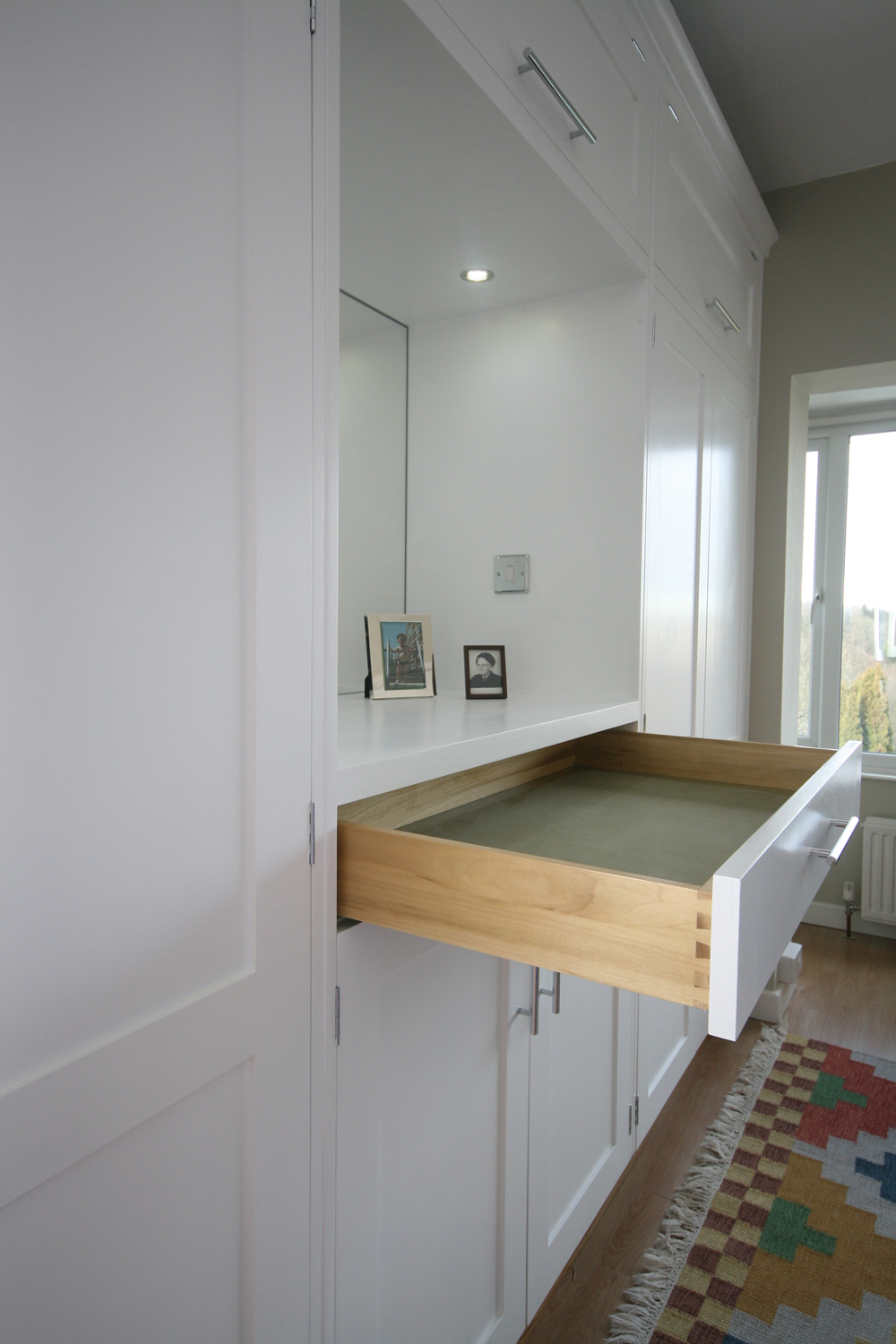 Back to Rank of Wall to Wall Wardrobes with Mirror and TV alcoves main page