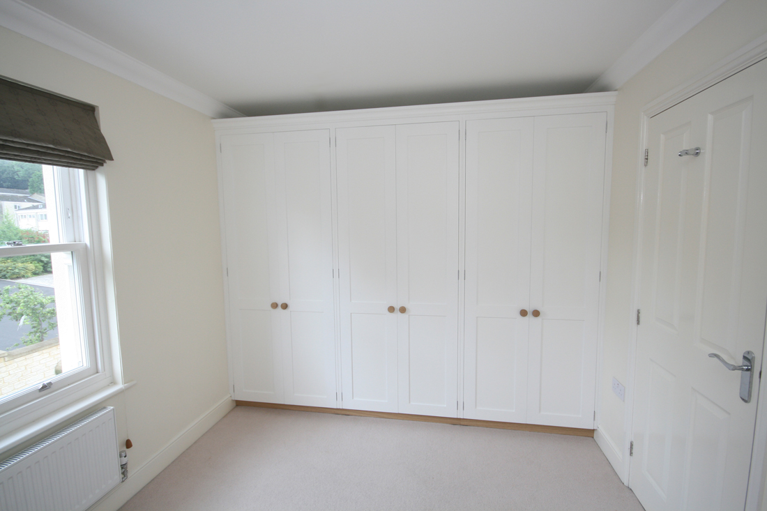 Back to Wall to Wall Fitted Wardrobes with internal Drawers and Pigeon Holes main page