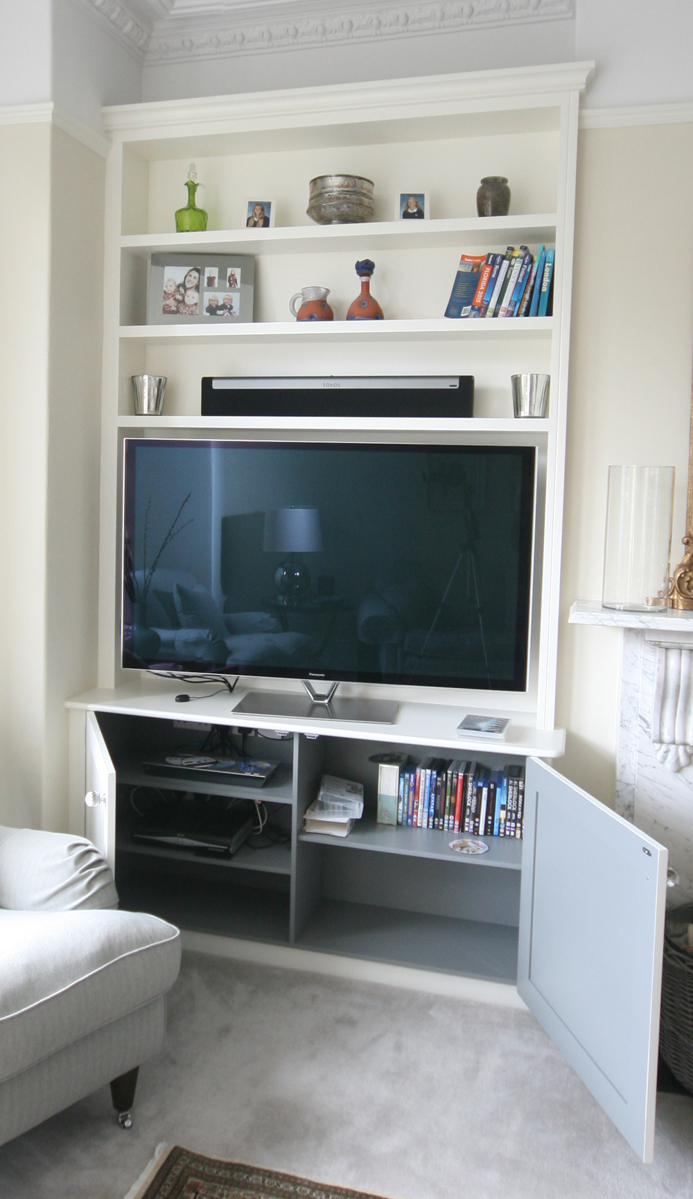 Back to Twin Bespoke Alcove Units with TV main page