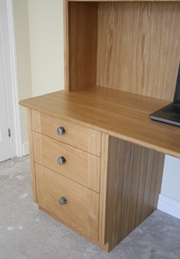 Bespoke Office in Oak, Click for Enlargement 3 (0.99 mb.)