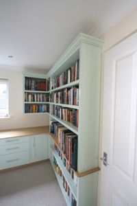 Hand Painted Bespoke Office with Oak Desk, Bookshelves and Filing Cabinet, Click for Enlargement 4 (0.9 mb)