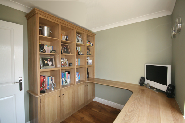 Oak Office With Surrounding Desk Oak Office With Bookshelves Pull Out Printer Drawer Pen Cupboards And Surrounding Desk In Detail